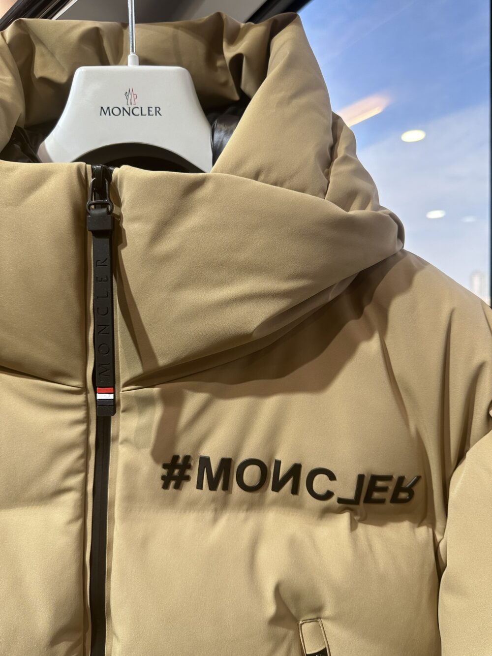 몽클레어 펠버그 패딩(남녀공용) - 이미지 17