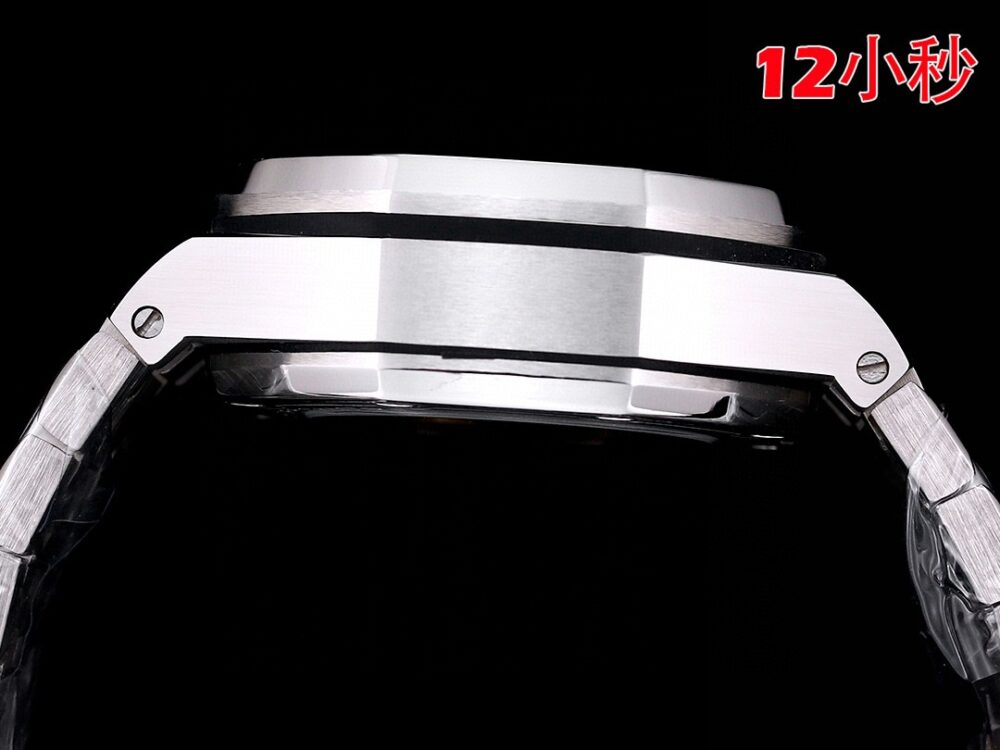 오데마피게 로얄오크 오프쇼어 42mm - 이미지 15