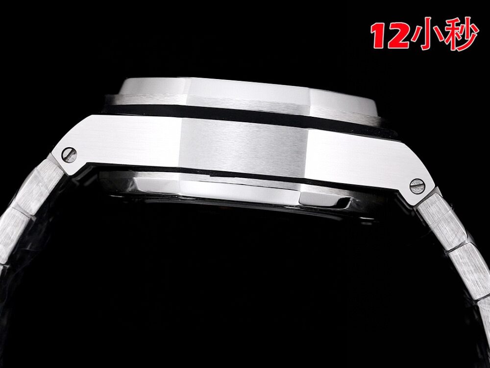 오데마피게 로얄오크 오프쇼어 42mm - 이미지 6