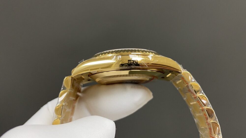 롤렉스 데이데이트 블랙다이얼 금통 40mm - 이미지 4