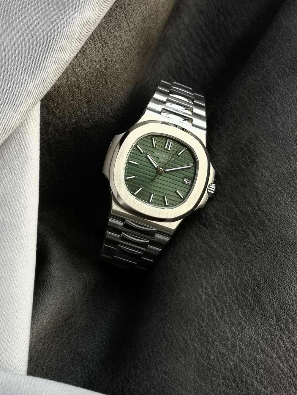 파텍필립 노틸러스 그린 40mm - 이미지 8