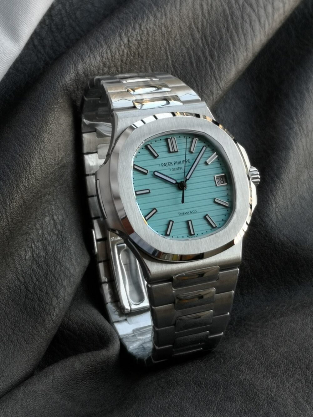 파텍필립 노틸러스 티파니 블루 40mm - 이미지 2