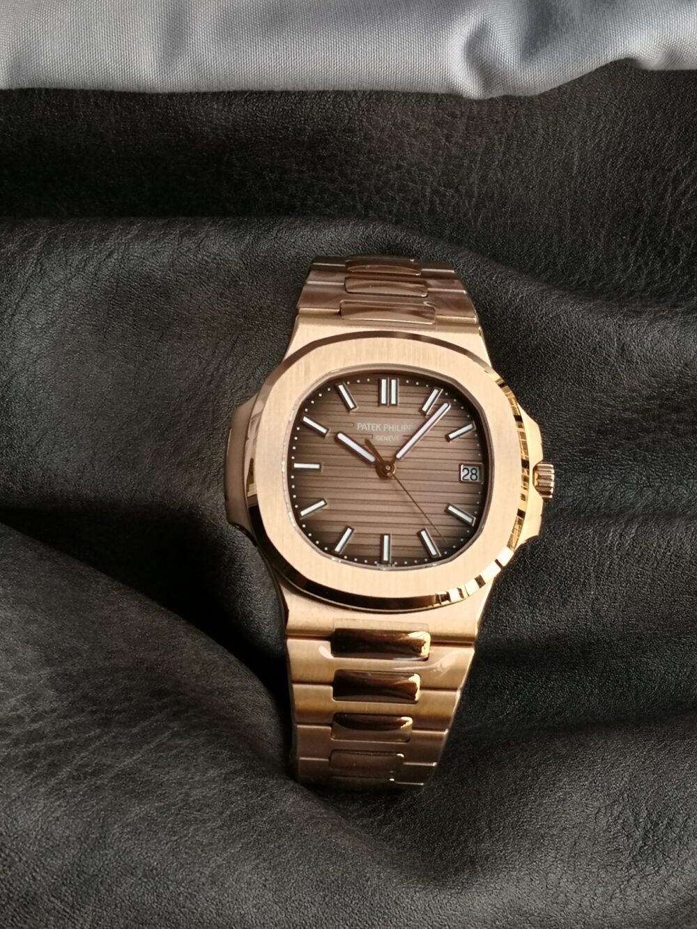 파텍필립 노틸러스 로즈골드 브라운 40mm - 이미지 2