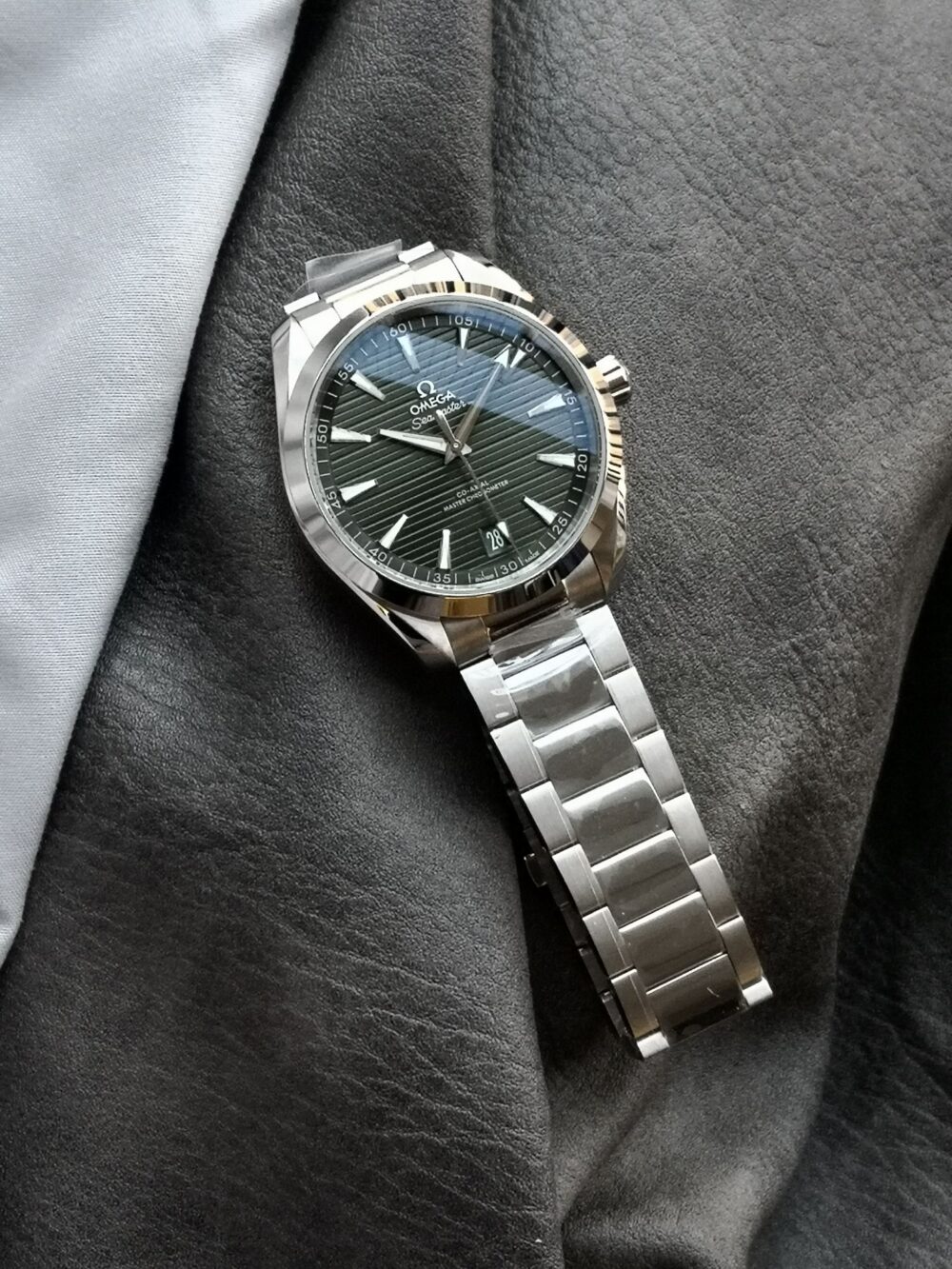 오메가 씨마스터 아쿠아 테라 41mm 그린 - 이미지 4