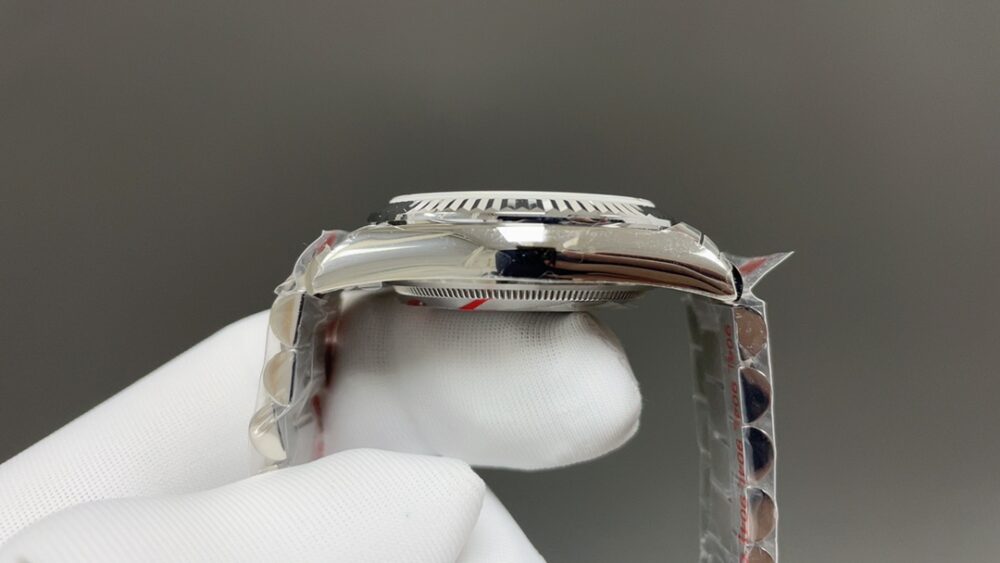 롤렉스 데이데이트 화이트 다이얼 36mm - 이미지 4