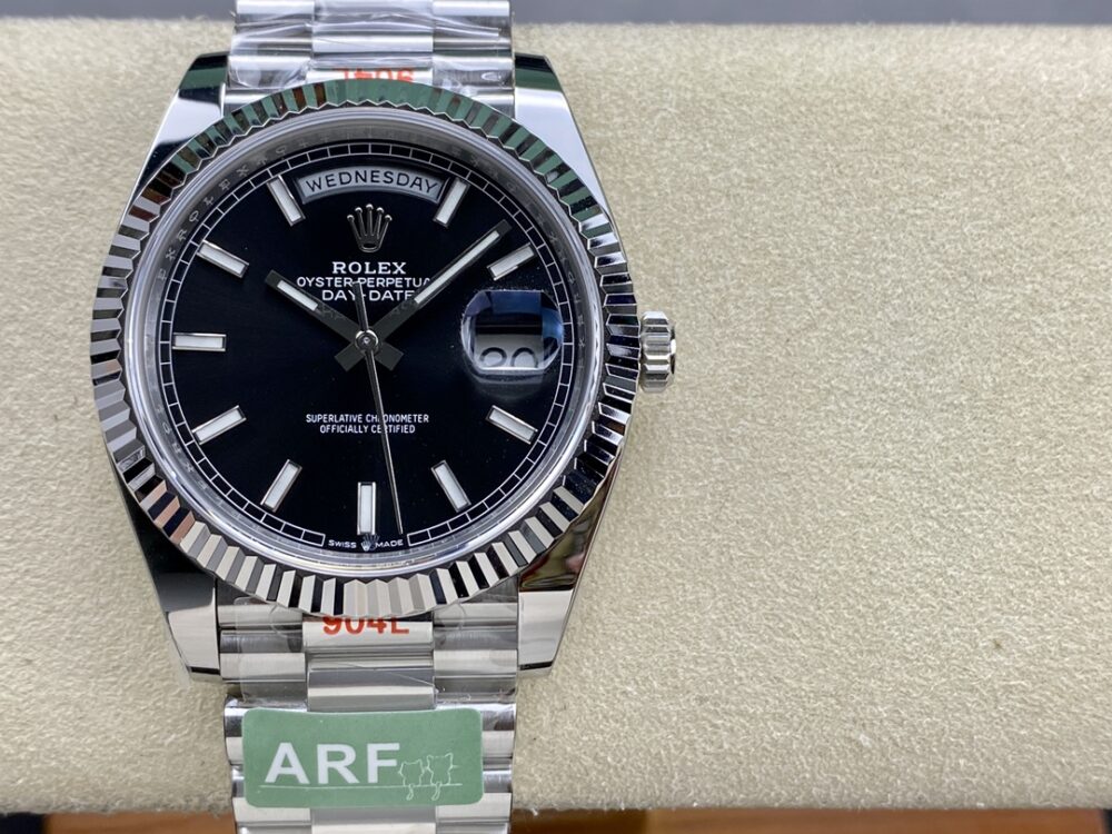 롤렉스 데이데이트 화이트골드 블랙 다이얼 40mm - 이미지 2