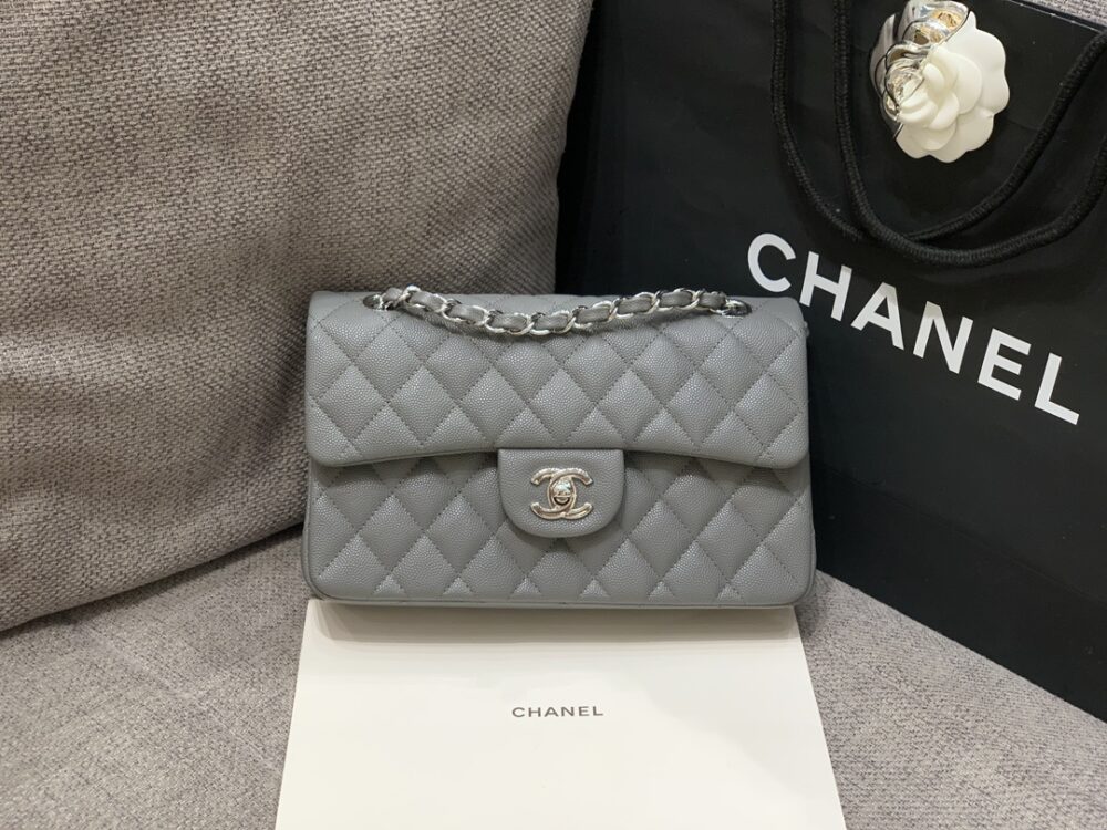 샤넬 클래식백 23CM 캐비어스킨
