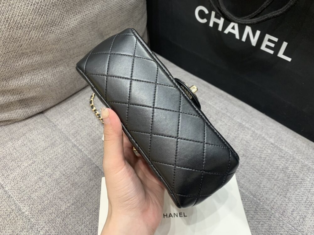 샤넬 23A 클래식 탑핸들 플랩백 18CM 램스킨 - 이미지 8