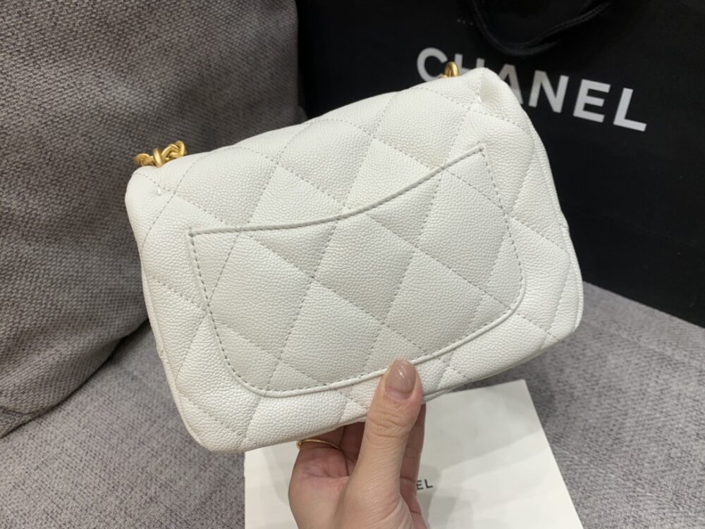샤넬 24K 플랩백 캐비어스킨 20CM - 이미지 7