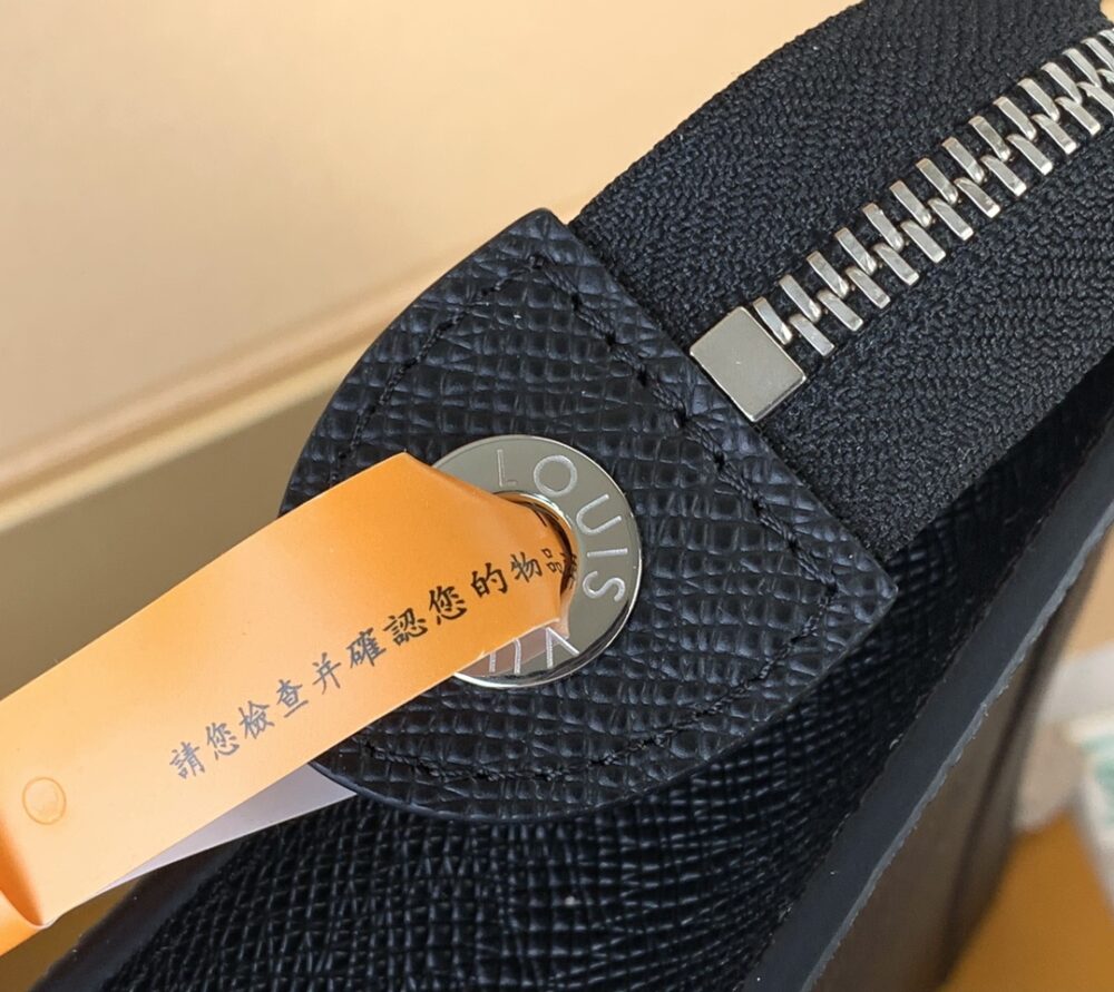 루이비통 포쉐트 보야주 클러치 - 이미지 5